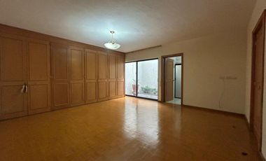 Casa en venta de una planta en Residencial Juan Manuel