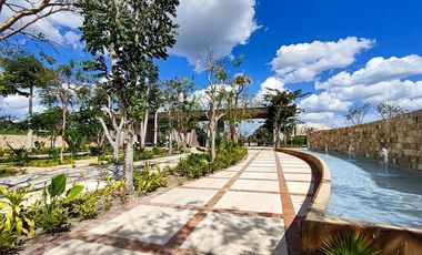 Casa en condominio en Venta con alberca y jardín Conkal Mérida Yucatán