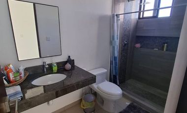 Casa en condominio en Venta con alberca y jardín Conkal Mérida Yucatán