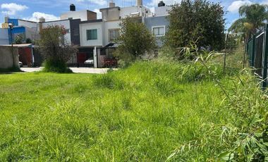 Terreno Comercial en Venta en Parques de Tesistan