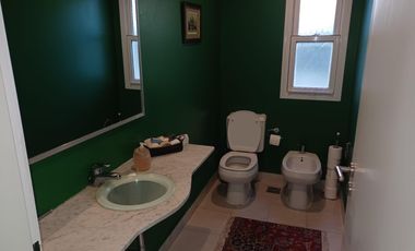 Casa en Venta 4 ambientes con dependencia - Abril Club De Campo