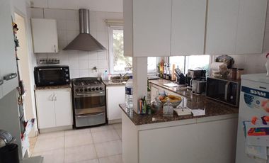 Casa en Venta 4 ambientes con dependencia - Abril Club De Campo