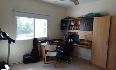 Casa en Venta 4 ambientes con dependencia - Abril Club De Campo