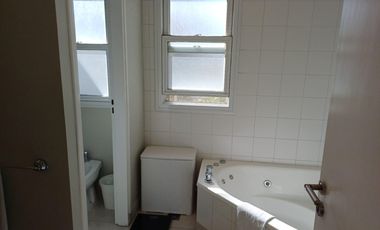 Casa en Venta 4 ambientes con dependencia - Abril Club De Campo