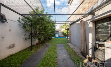 Casa con piscina en Santo Tome