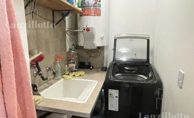 Chalet 5 ambientes con piscina en Sarandi