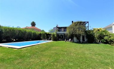 Alquiler Enero 2026 - Casa estilo Moderno - Barrio La Lomada de Pilar