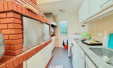 Chalet 5 ambientes en Venta - Barrio Los Troncos