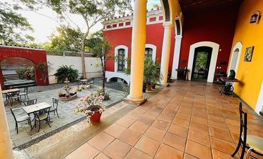 Hotel en Venta, Colima, 1800 m2