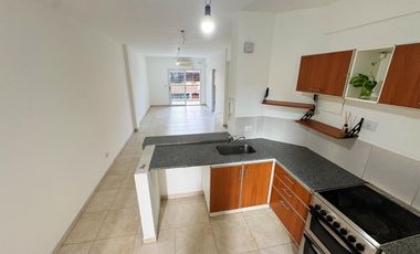 Departamento super amplio de dos ambientes  alquiler.