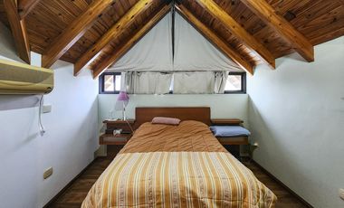 Casa de 2 dormitorios con pileta y gran jardín en  Country Club Logaritmo