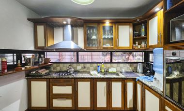 Casa de 2 dormitorios con pileta y gran jardín en  Country Club Logaritmo