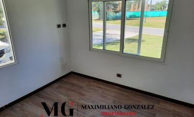 Casa en alquiler, 5 ambientes.  Terralagos, Canning