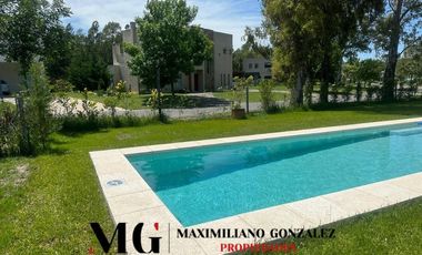 Casa en alquiler, 5 ambientes.  Terralagos, Canning