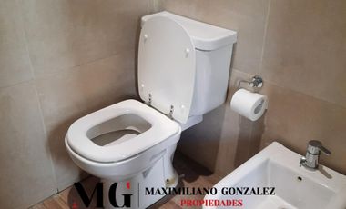 Casa en alquiler, 5 ambientes.  Terralagos, Canning