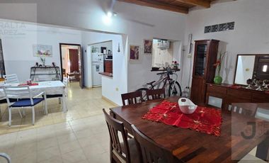 Casa en Villa Angela