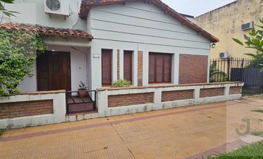Casa en Villa Angela