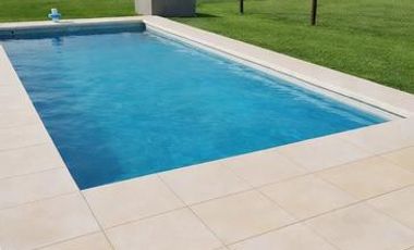 Casa en Venta 5 Ambientes con Piscina | Barrio La Alameda | Canning | Lote Central