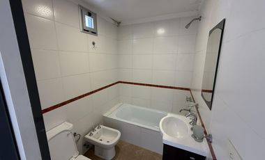 Departamento de 2 Ambientes con  balcón moderno y luminoso  - Wilde