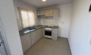 Departamento de 2 Ambientes con  balcón moderno y luminoso  - Wilde