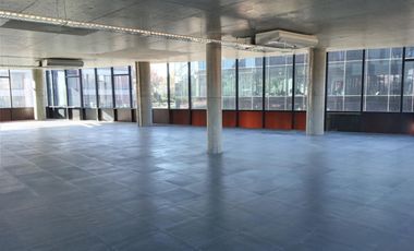 Alquiler de oficina de 177 m2 en San Isidro