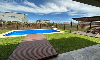 Casa en Lagos de Canning