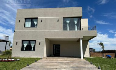 Casa en Lagos de Canning