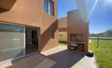 Casa en Casas de Santa Maria