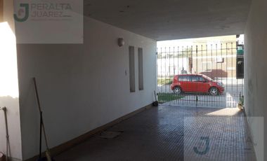 Casa en VENTA 2 dormitorios Villa Angela -Centro-