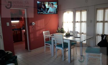 Casa en VENTA 2 dormitorios Villa Angela -Centro-