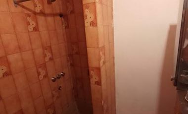 EXCELENTE CHALET EN 2 PLANTAS DE 5 AMB.
