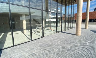 Local en  Via Vento Canning