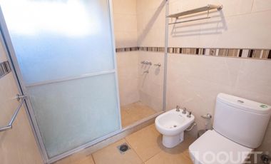 Casa de 3 dormitorios - Barrio Privado 