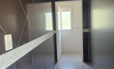 Alquiler amplia casa B Privado 