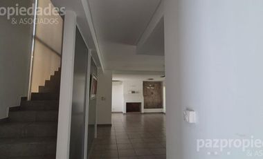 Alquiler amplia casa B Privado 