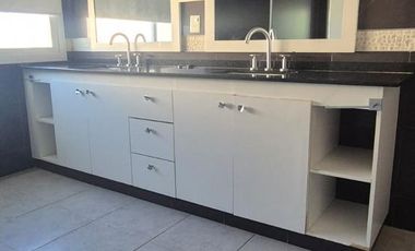 Alquiler amplia casa B Privado 