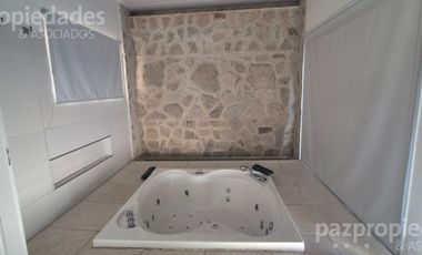 Alquiler amplia casa B Privado 