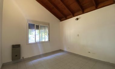 CASA EN ALQUILER EN ALTOS DE MATHEU - 4 AMBIENTES - BARRIO SEMI CERRADO