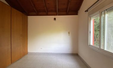 CASA EN ALQUILER EN ALTOS DE MATHEU - 4 AMBIENTES - BARRIO SEMI CERRADO