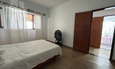 Casa 5 Ambientes en Venta en Villa Adelina