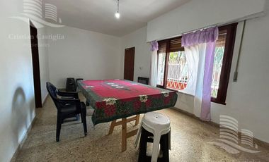 Casa 5 Ambientes en Venta en Villa Adelina