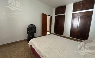 Casa 5 Ambientes en Venta en Villa Adelina