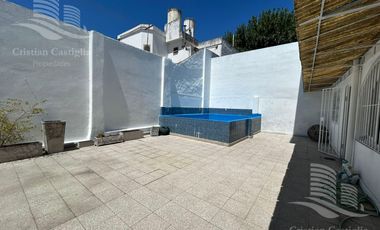 Casa 5 Ambientes en Venta en Villa Adelina