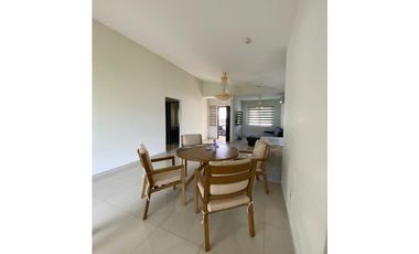Se Alquila Casa en Spring Hills, Costa Verde 