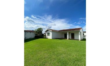 Se Alquila Casa en Spring Hills, Costa Verde 