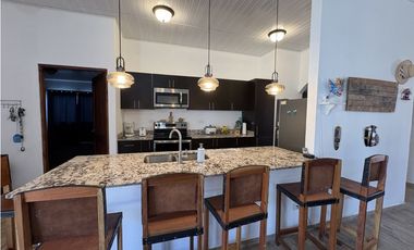 SE VENDE CASA EN EL ESPAVE SAJALICES CON 4 HABITACIONES Y TERRAZA