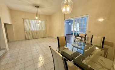 Se vende casa en Altos de Panamá