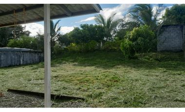 BONITA CASA DE BARRIADA CON 600 MTS2 DE TERRENO EN DAVID