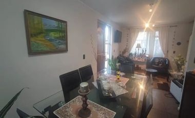 Precioso patio jardín, Umbrales de Buin, entrega inmediata