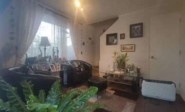Precioso patio jardín, Umbrales de Buin, entrega inmediata